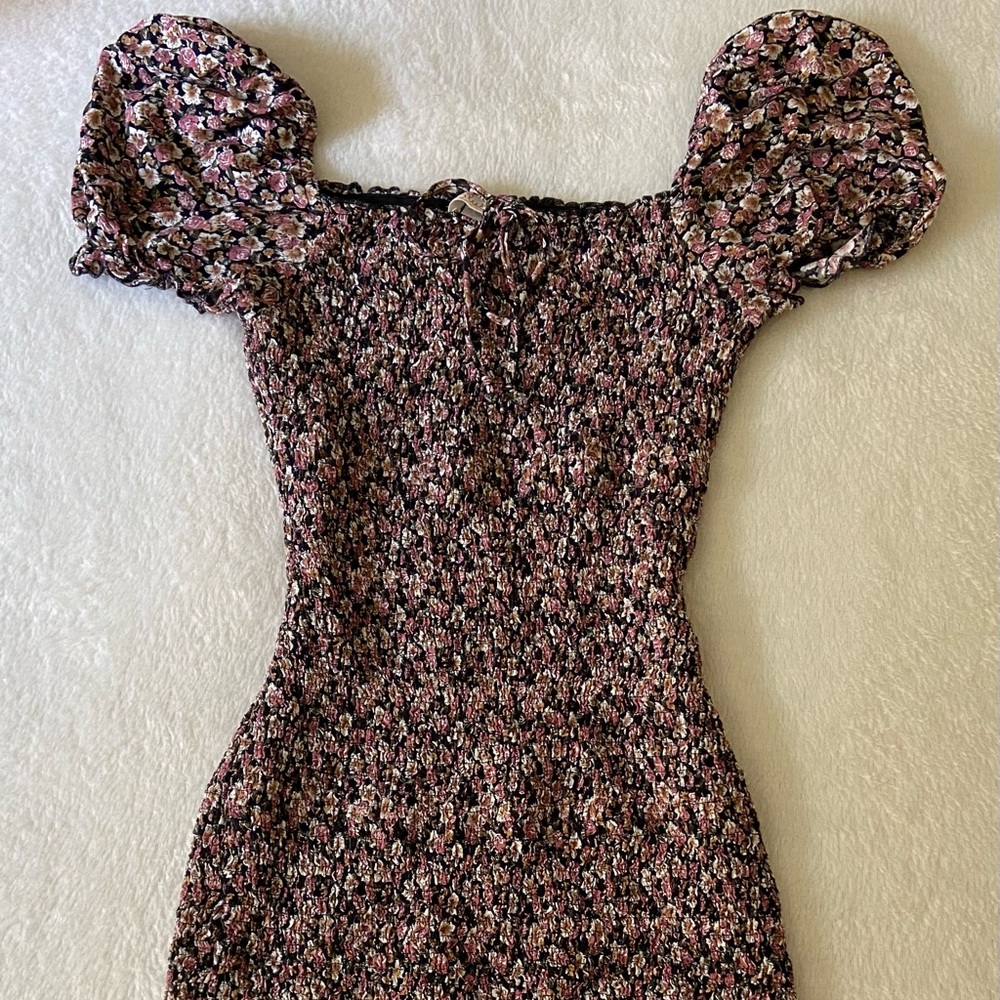 Bodycon flower dress
